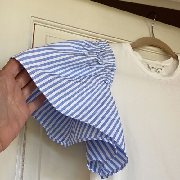 Worn Once Cotton BlendTop With Blue And White Striped Flutter Sleeve Detail - Picture 2 of 5